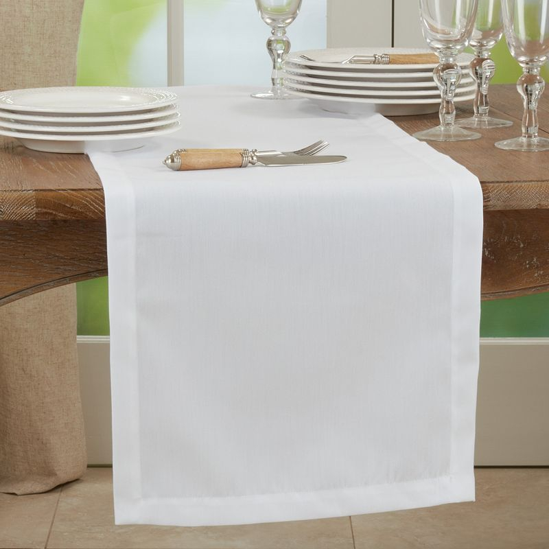 Saro Lifestyle Solid Color Everyday Table Runner, White, 16" x 72"