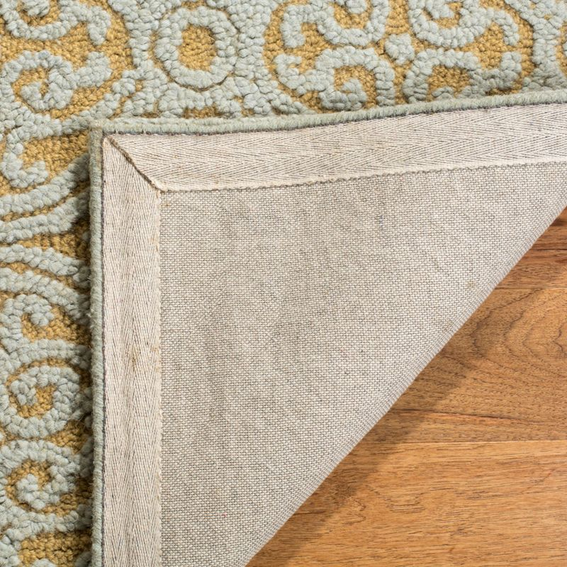 Cambridge CAM234 Hand Tufted Area Rug  - Safavieh