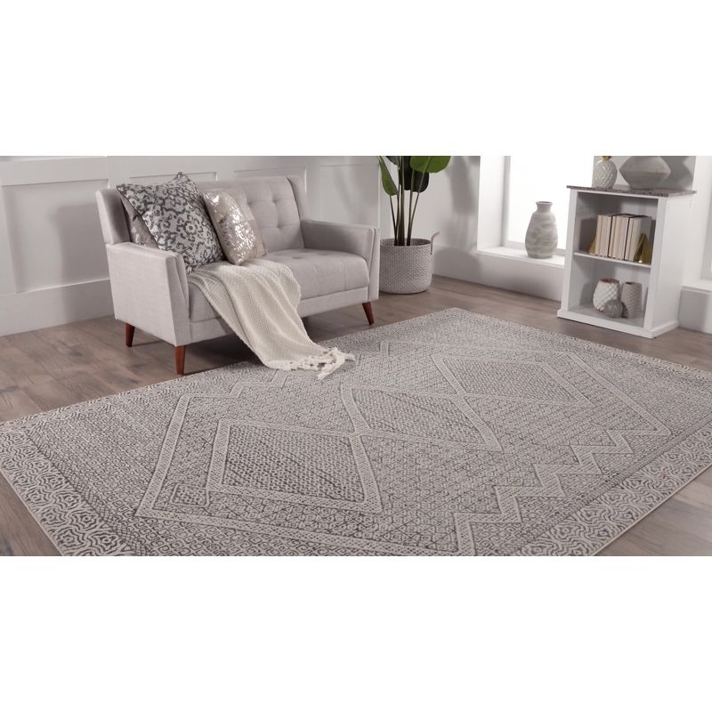 Nuloom Exie Medallion 5x7 Indoor Area Rug for Living Room Bedroom Dining Room Kitchen, Grey/Ivory