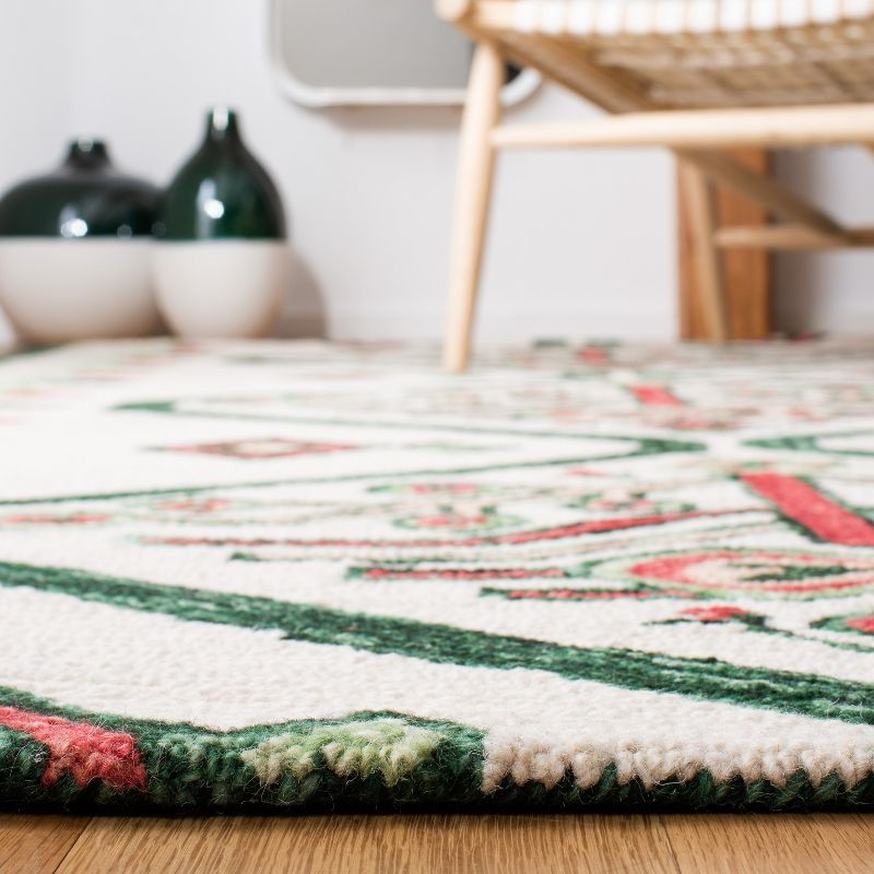 Aspen APN703 Hand Tufted Area Rug - Ivory/Green - 4'x6' - Safavieh.