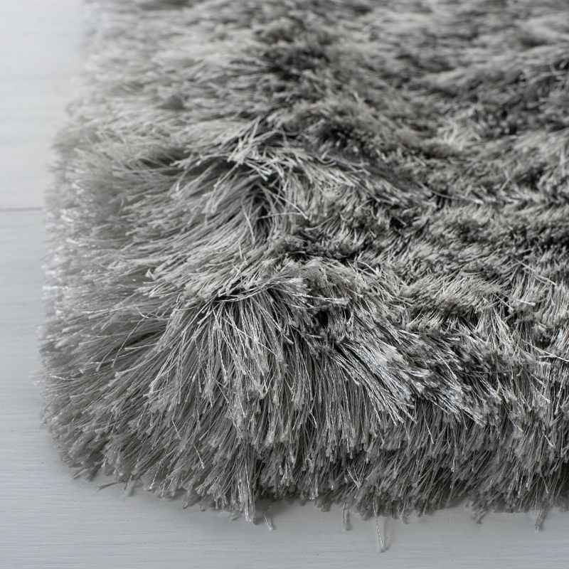 Ocean Shag OCG101 Hand Tufted Indoor Accent Rug - 4'x4' - Silver - Safavieh