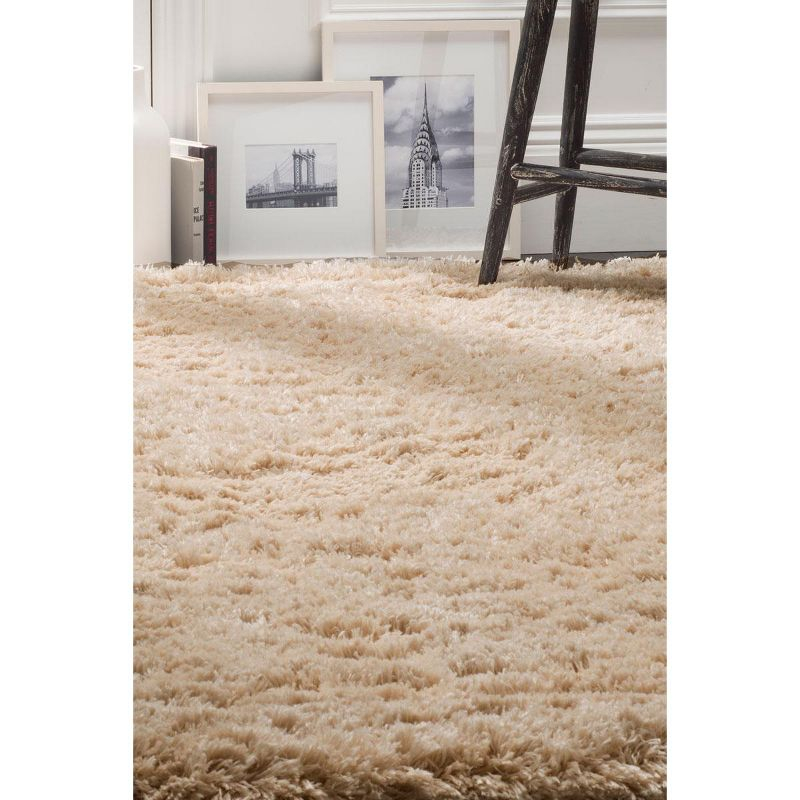 Polar Shag PSG800 Power Loomed Indoor Area Rug - 6'7"x9'2" - Light Beige - Safavieh