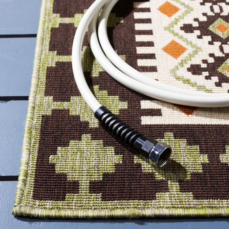 Veranda VER099 Power Loomed Indoor/Outdoor Area Rug - Brown/Terracotta - 5'3"x7'7" - Safavieh.