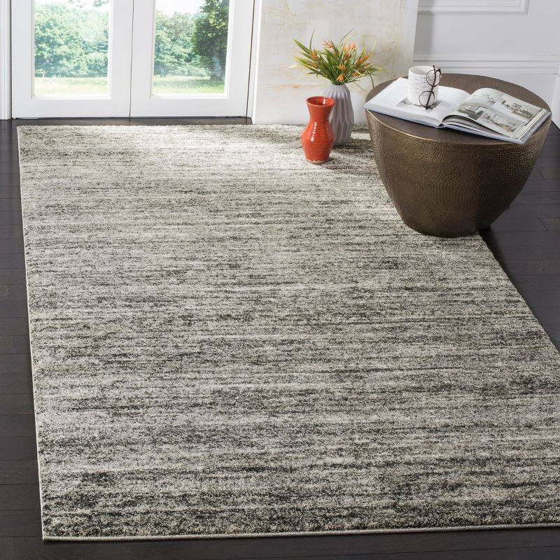 Retro RET2133 Power Loomed Indoor Accent Rug - 4'x6' - Ivory/Grey - Safavieh