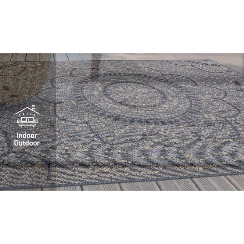 World Rug Gallery Portia Oriental Medallion Indoor/Outdoor Area Rug - Cream 5' x 7'
