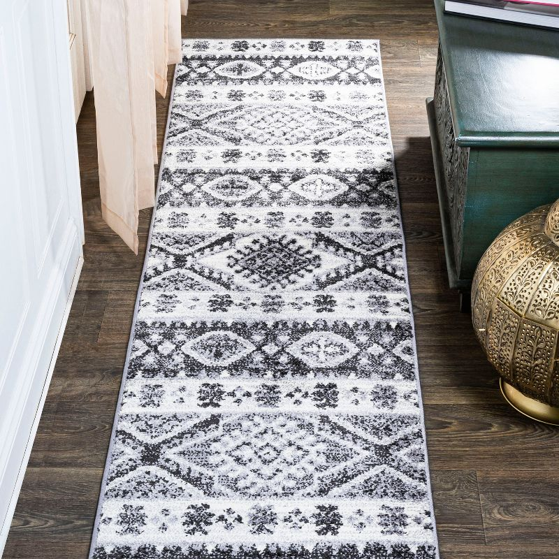 2'x 8' Sura Modern Kilim Geometric Runner Rug, Gray/Anthracite - JONATHAN Y