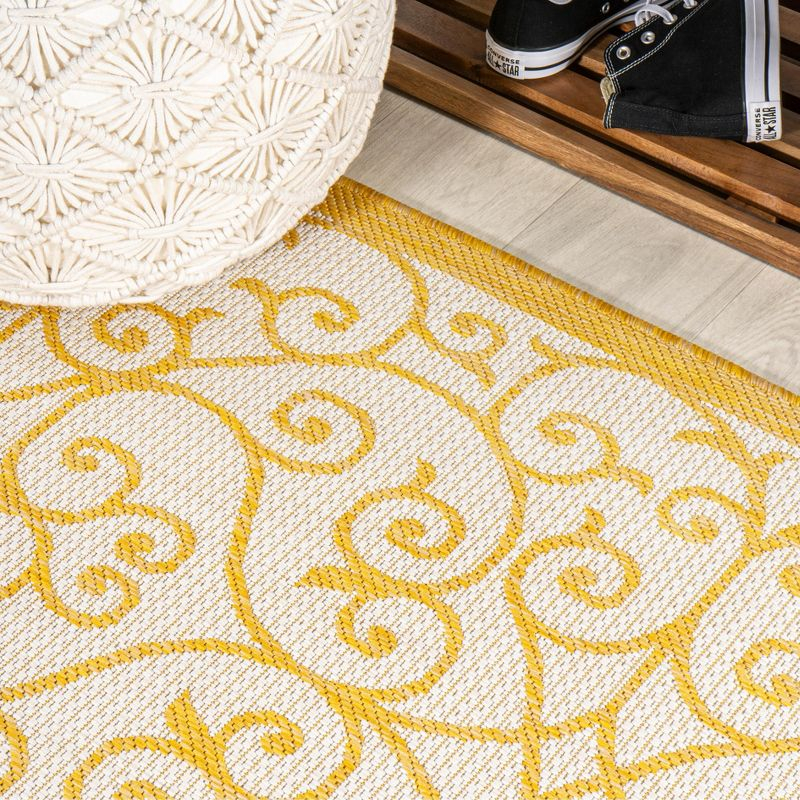 5' x 5' Madrid Vintage Filigree Textured Weave Indoor/Outdoor Area Rug, Cream/Yellow - JONATHAN Y