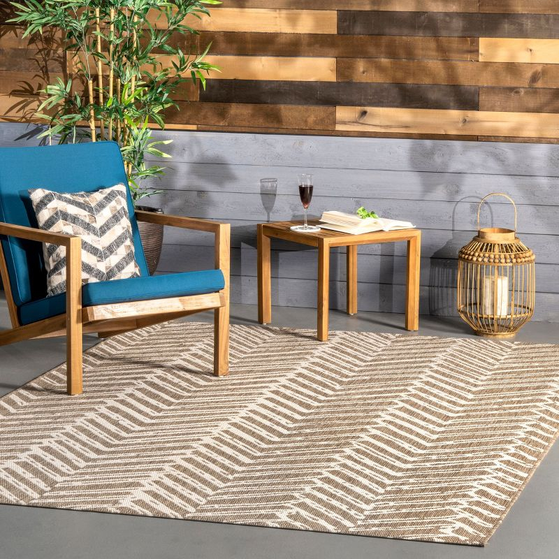 Nuloom Macklin Herringbone 8x11 Indoor/Outdoor Area Rug for Living Room Patio Deck Front Porch Kitchen, Brown/Ivory