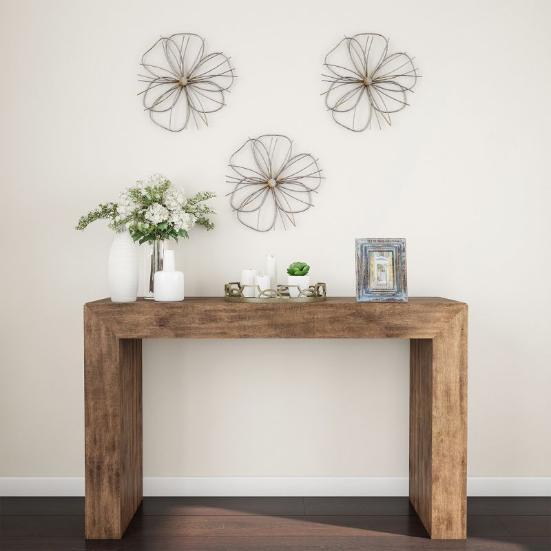 Hastings Home Metallic Wire Layered Flower Hanging Accent Art - Silver/Gold