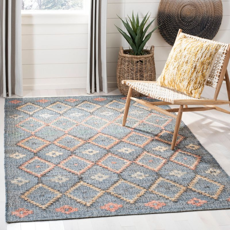 Kilim KLM753 Hand Loomed Area Rug - Charcoal/Gold - 5'x8' - Safavieh.
