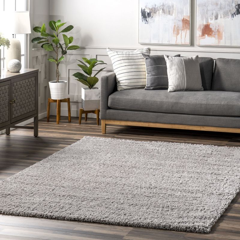 Nuloom Marleen Solid 12x18 Shag Indoor Area Rug for Living Room Bedroom Dining Room Nursery, Silver