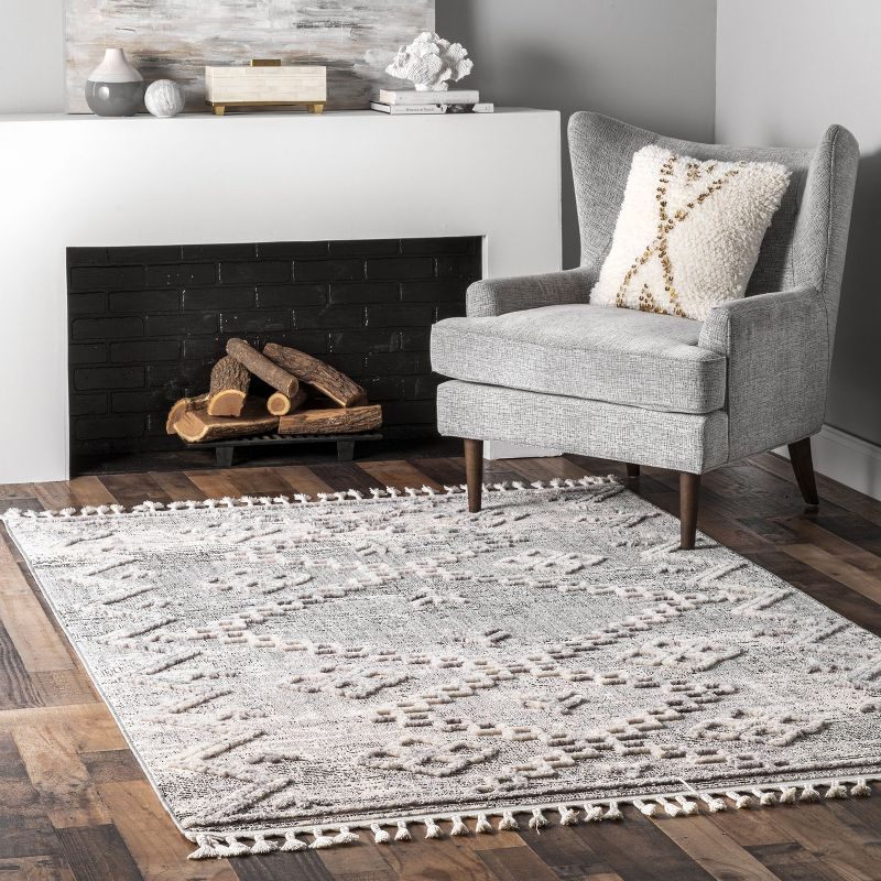 Nuloom Roxy Textured Diamond Tassel Indoor Area Rug, Gray, 3'x5'