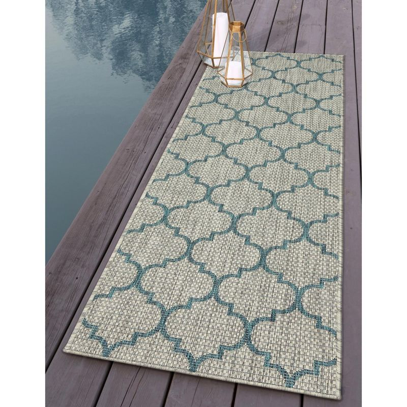 Unique Loom 2' 0 x 6' 1 Runner Indoor/Outdoor Trellis Gray Runner Rug
