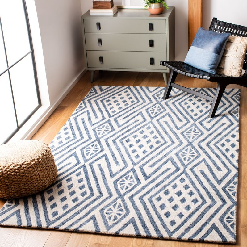 Micro-Loop MLP611 Hand Tufted Area Rug - Blue/Ivory - 8'x10' - Safavieh.