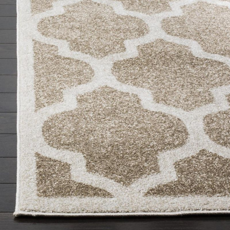 Amherst AMT420 Power Loomed Indoor Area Rug - Wheat/Beige - 4'x6' - Safavieh
