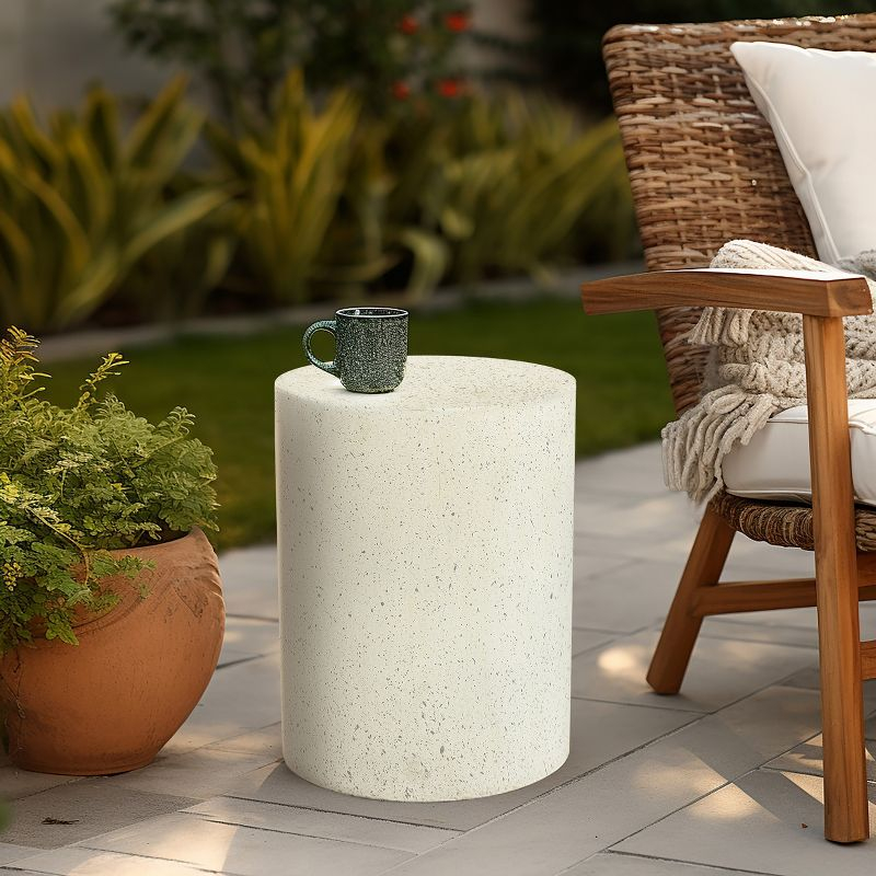 LuxenHome Patio Side Table, 18'' Cream with Speckled Gray Cement Round End Table,Accent Table for Outdoor Indoor, Garden Stool Plant Stand Off-White