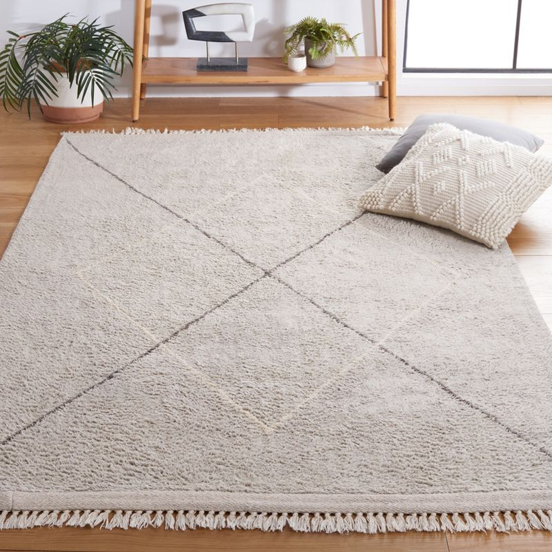 Easy Care ECR210 Hand Woven Machine Washable Indoor Area Rug - Grey/Ivory - 5'x8' - Safavieh
