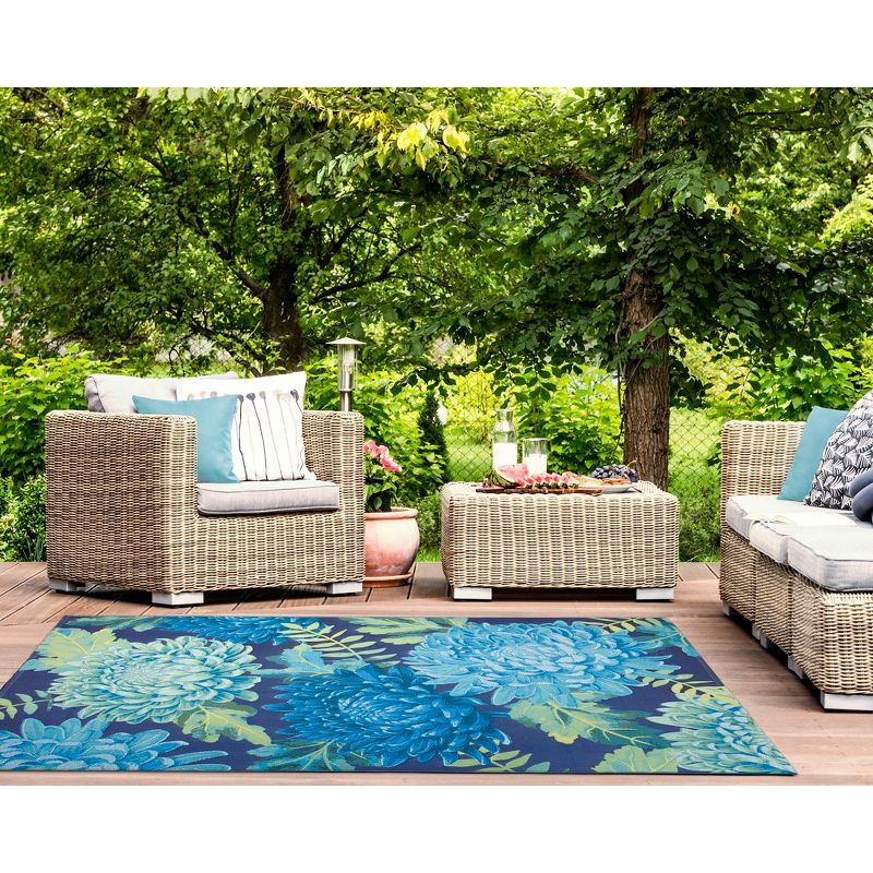 Liora Manne Marina Mum Indoor/Outdoor Rug Blue 6'6" x 9'4"