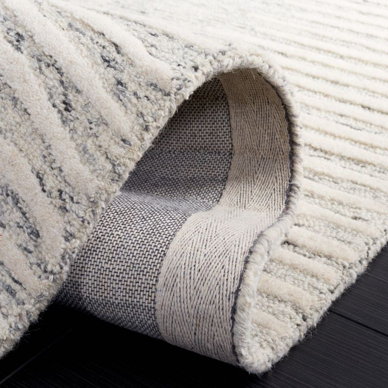 Abstract ABT478 Hand Tufted Area Rug - Gray/Ivory - 6'x6' - Safavieh.