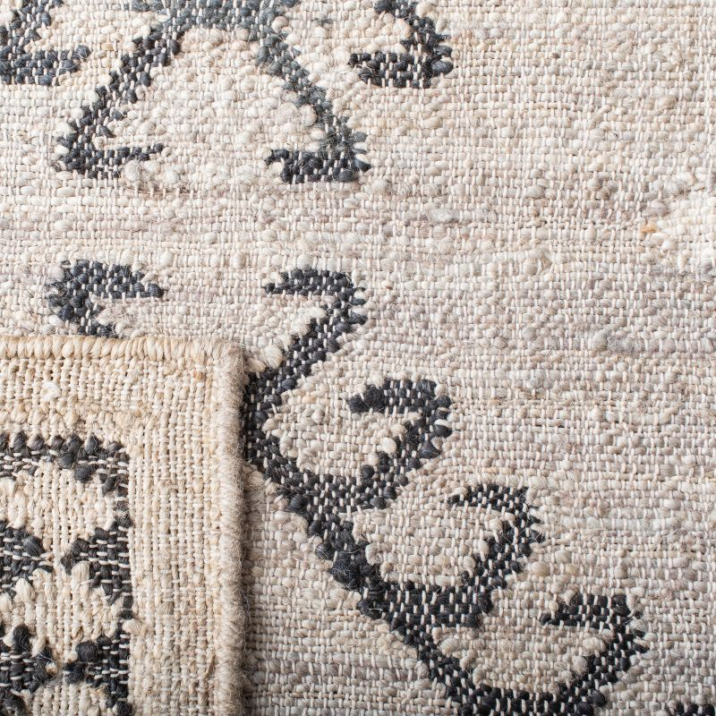 Kilim KLM762 Flat Weave Area Rug - Grey/Black - 7'x7' - Safavieh
