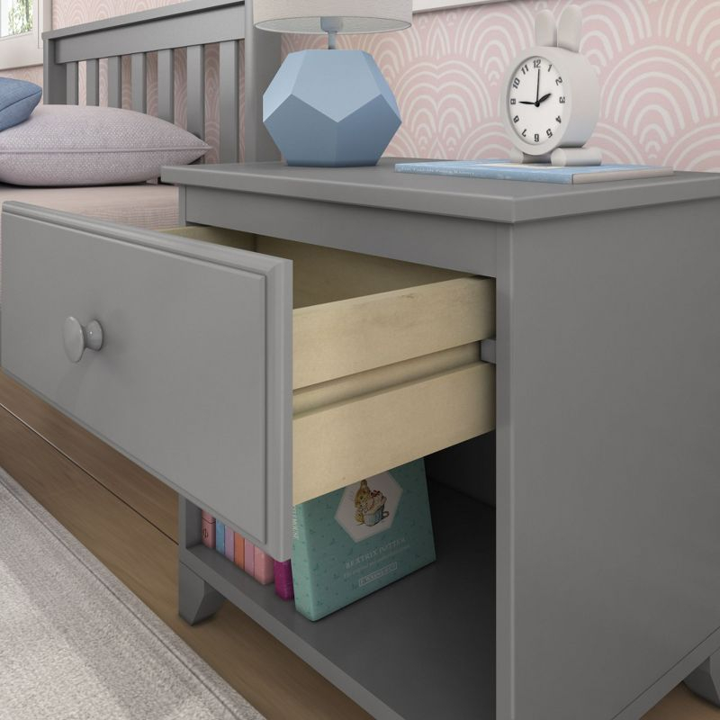 Max & Lily Classic Wood Nightstand with 1 Drawer, Kids Bedside Table/End Table, Small Nightstand for Bedroom, Grey