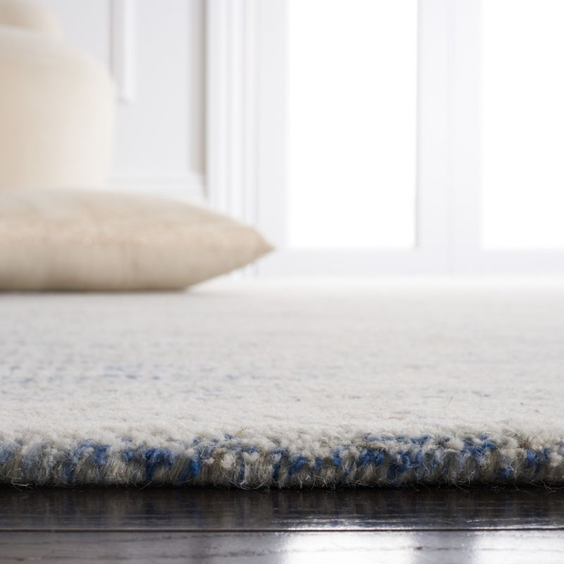 Metro MET999 Hand Tufted Indoor Area Rug - Blue/Ivory - 4'x6' - Safavieh