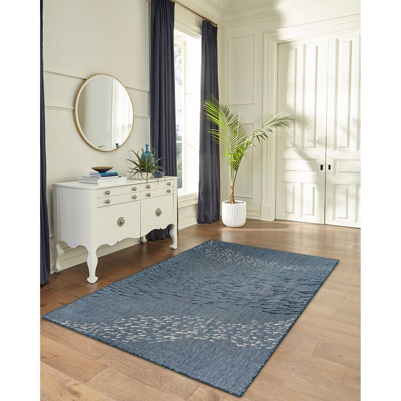 Liora Manne Carmel Vintage Floral Indoor/Outdoor Rug Navy 3'3" x 4'11"