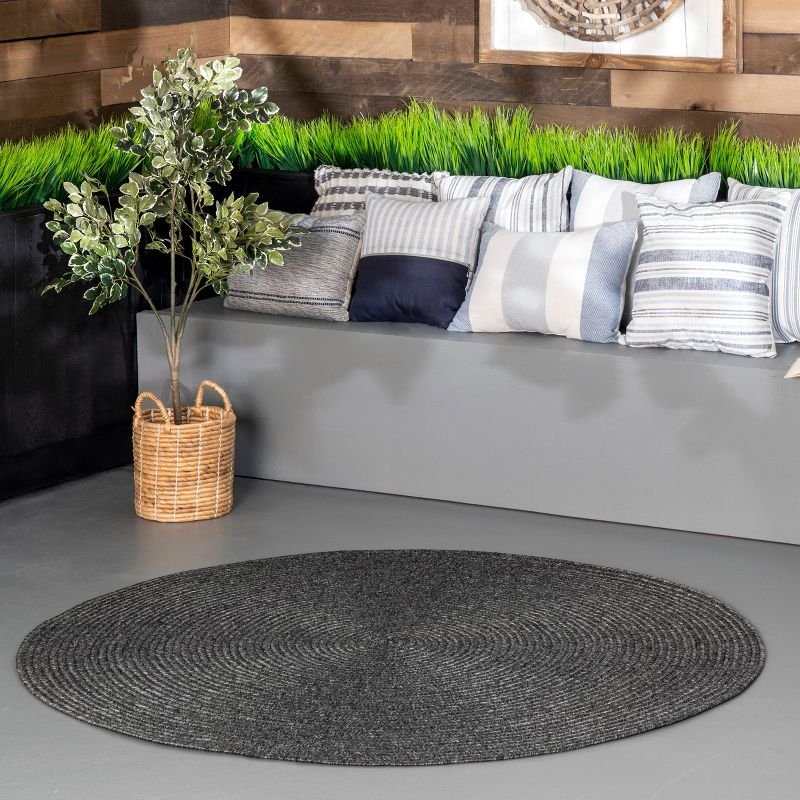 Nuloom Wynn Solid 4 Round Indoor/Outdoor Accent Rug for Living Room Patio Deck Front Porch Entryway Kitchen, Charcoal