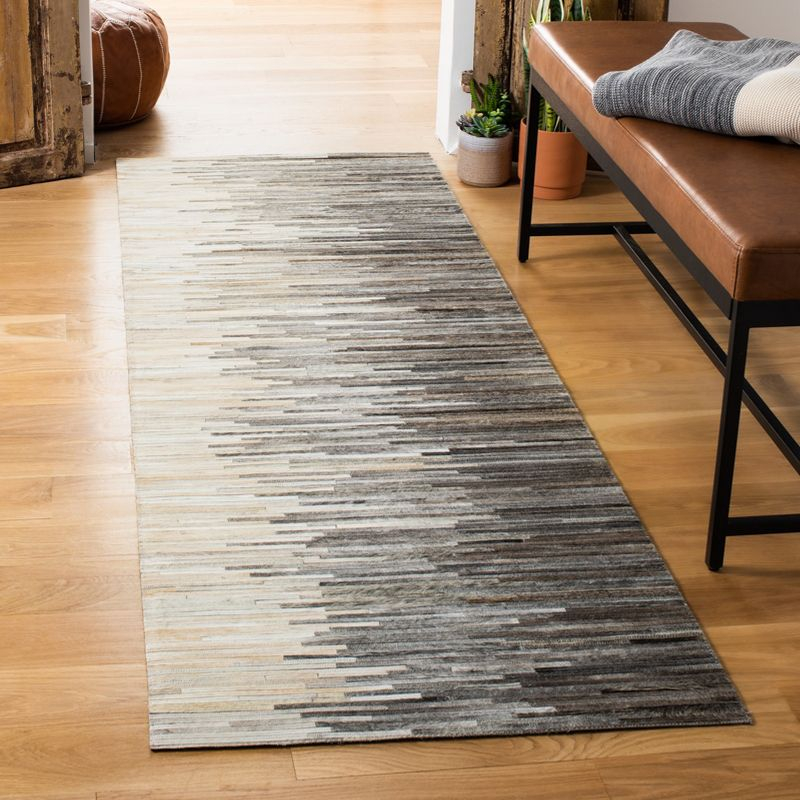 Studio Leather STL225 Hand Woven Indoor Runner Rug - Charcoal/Ivory - 2'3"x7' - Safavieh