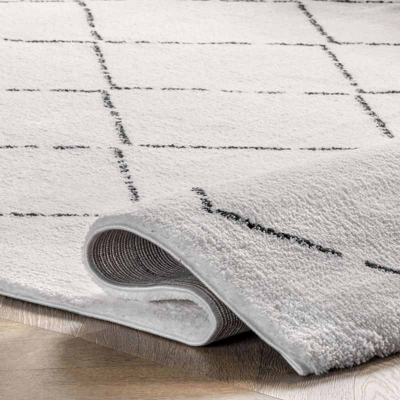 Nuloom Hand Tufted Corinth Shags Indoor Area Rug - Natural 3' 6" x 5' 6"