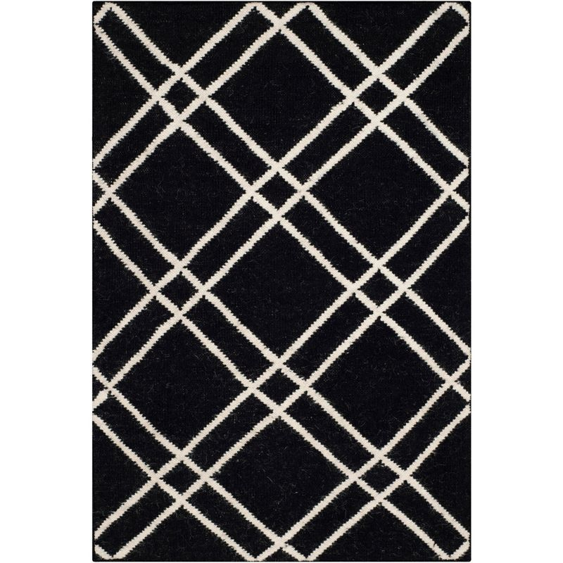 Dhurries DHU638 Hand Woven Accent Rug - Black/Ivory - 2'6"x4' - Safavieh.
