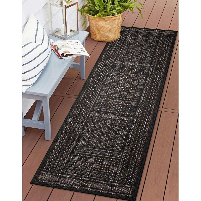 Liora Manne Avena Mosaic Stripe Indoor/Outdoor Rug Midnight 1'11" x 7'6"