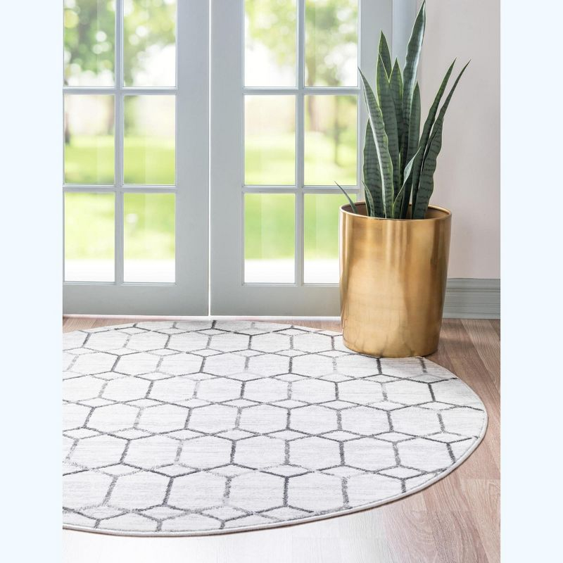 Unique Loom 3' 3 x 3' 3 Round White Matrix Trellis Tile Area Rug