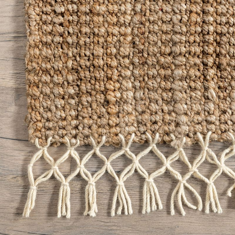 nuLOOM Raleigh Farmhouse Jute Tasseled Area Rug, Runner 2' 6" x 6', Natural
