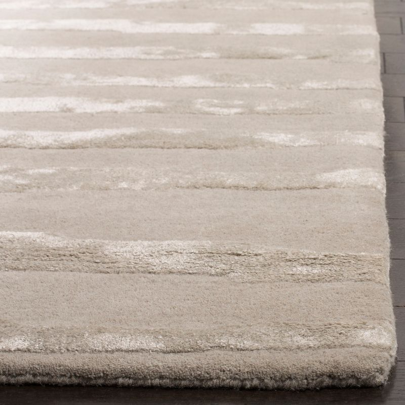 Soho SOH519 Hand Tufted Indoor Runner Rug - Grey - 2'6"x10' - Safavieh