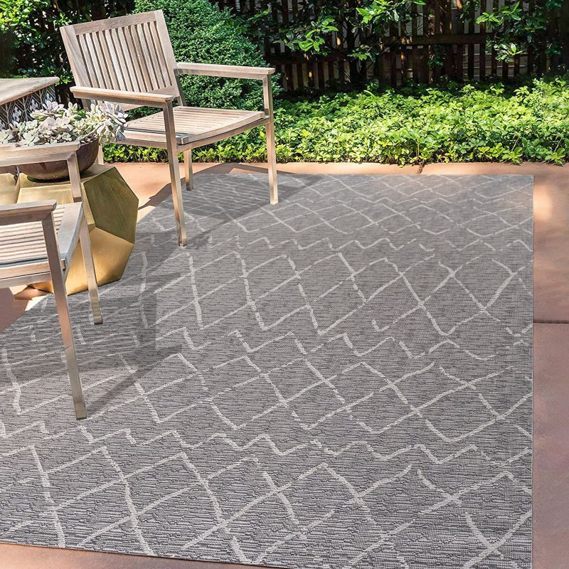 8'x10' Madaba Moroccan Trellis Indoor/Outdoor Area Rug, Gray/Cream - JONATHAN Y