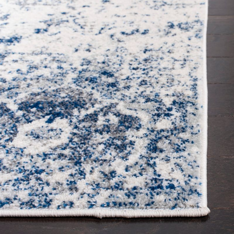 Madison MAD611 Power Loomed Indoor Area Rug - White/Royal Blue - 5'3"x5'3" - Safavieh