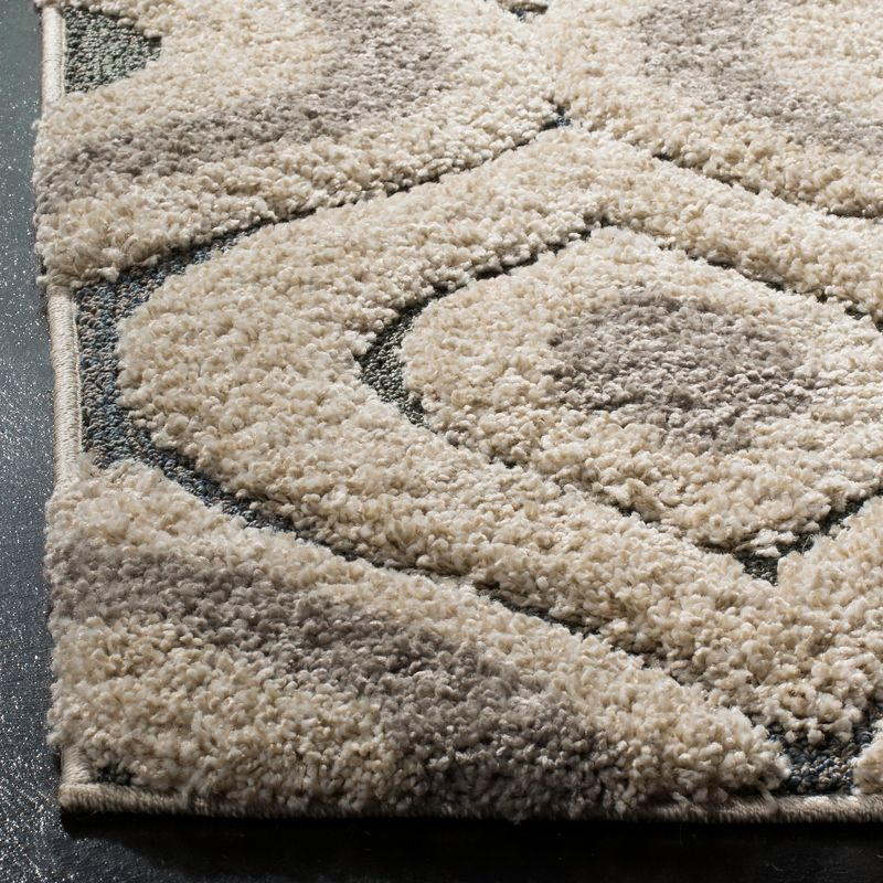 Florida Shag SG461 Power Loomed Indoor Accent Rug - Cream/Light Blue - 4'x4' Square - Safavieh