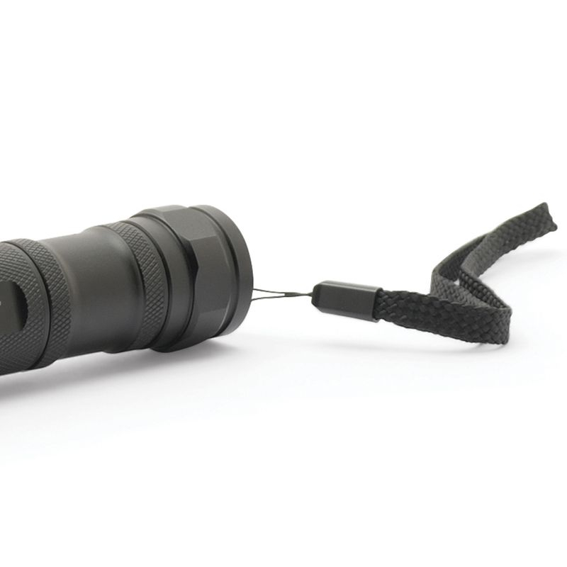 Cyclops® 700-Lumen Steropes Rechargeable Aluminum LED Flashlight