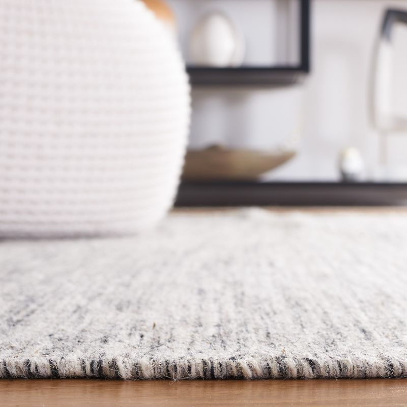 Dhurries DHU801 Hand Loomed Area Rug - Dark Grey/Beige - 5'x8' - Safavieh.