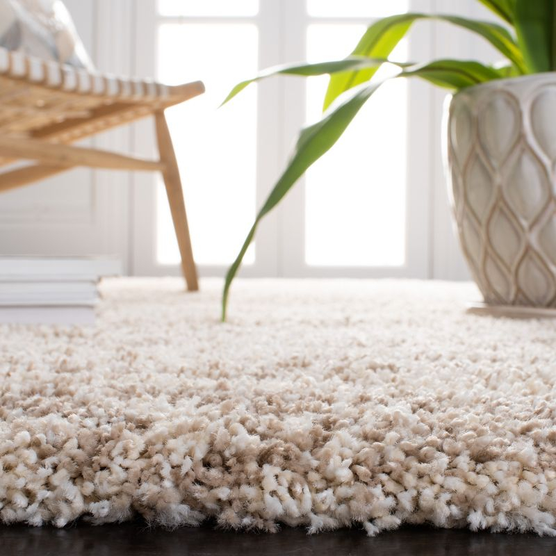 Hudson Shag SGH206 Power Loomed Area Rug - Ivory/Beige - 5'3"x7'6" - Safavieh.