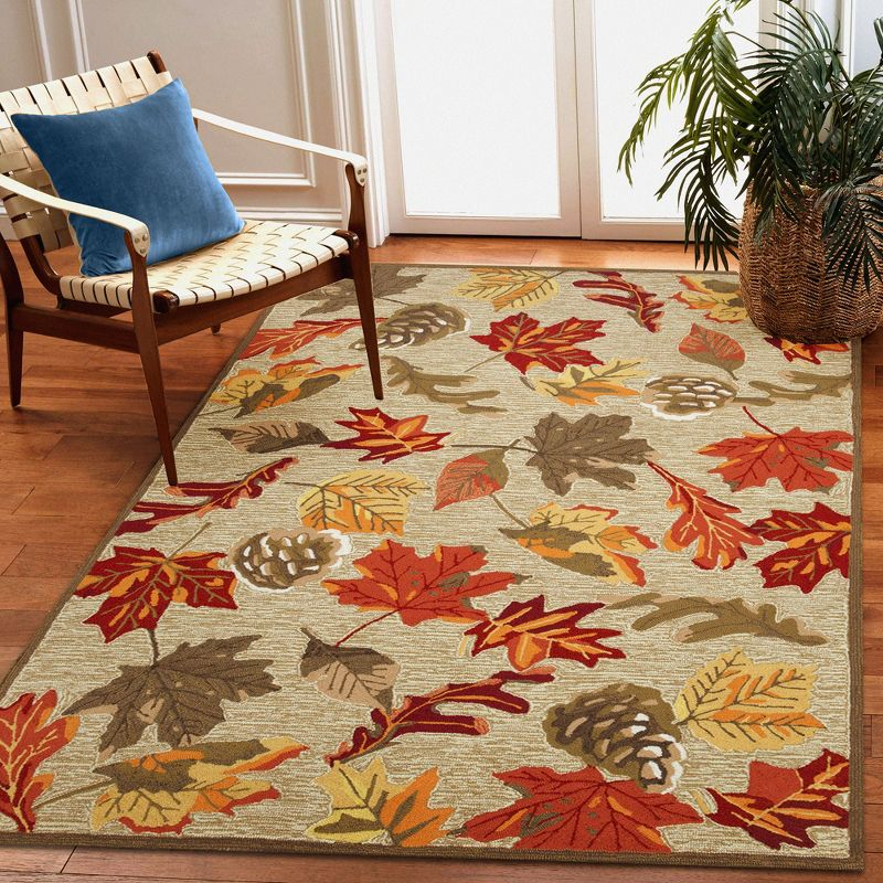 Liora Manne Ravella Falling Leaves Indoor/Outdoor Rug Natural 5' x 7'6"