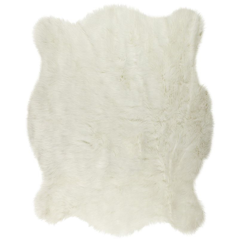 Luxe Classic Faux Hide Rug | Polar bear | 5.25'x7.5'