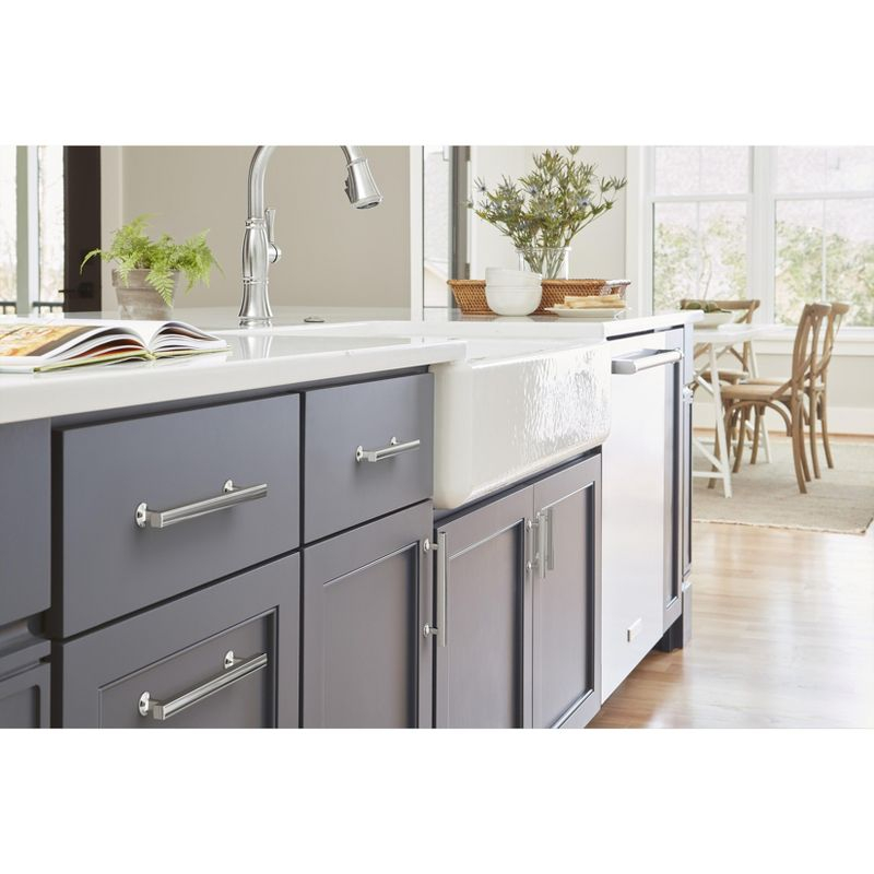Amerock Everett 5-1/16 inch (128mm) Center-to-Center Polished Chrome Cabinet Pull