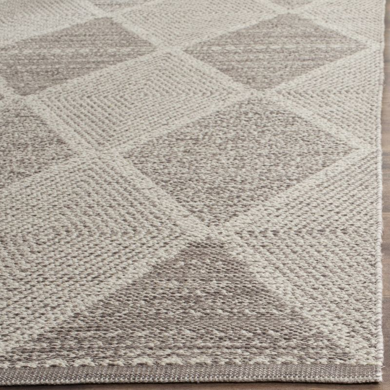 Montauk MTK822 Hand Woven Indoor Runner Rug - Grey - 2'3"x7' - Safavieh.