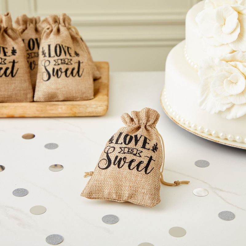 Sparkle and Bash 30 Pack Small Burlap Gift Bags with Drawstring for Wedding Party Favors, Jewelry, Love Is Sweet, 4 x 6 In