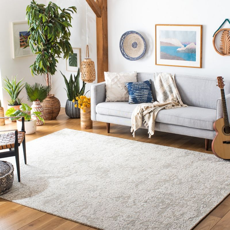 Metro MET805 Hand Tufted Area Rug - Light Grey - 6'x6' - Safavieh.
