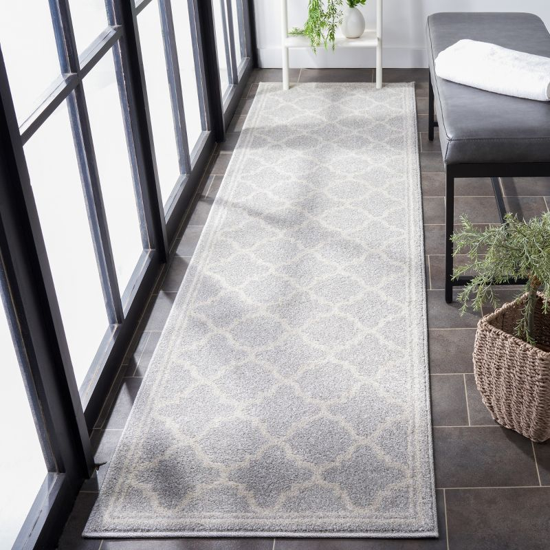 Amherst AMT422 Power Loomed Indoor Runner Rug - Light Grey/Beige - 2'3"x11' - Safavieh