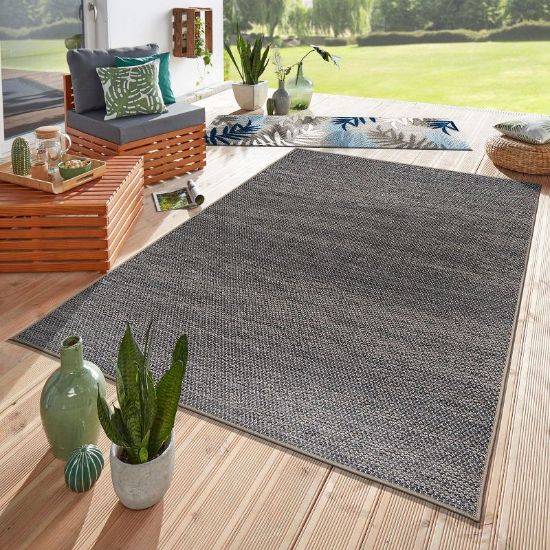 World Rug Gallery Contemporary Abstract Indoor/Outdoor Area Rug - Gray 5' x 7'