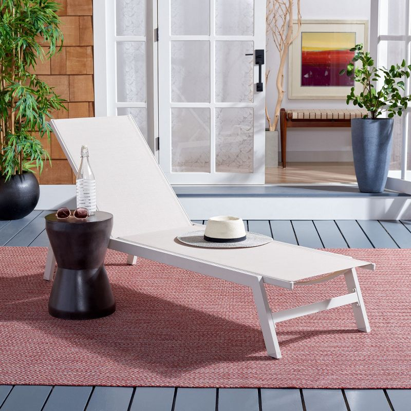 Fionne Sunlounger - Outdoor - PAT9038 - White/Beige -Safavieh